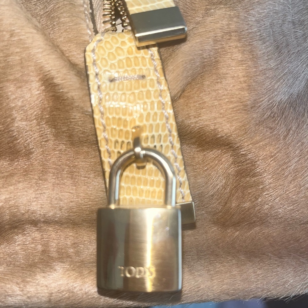 TOD'S Handbag - Picture 8 of 9